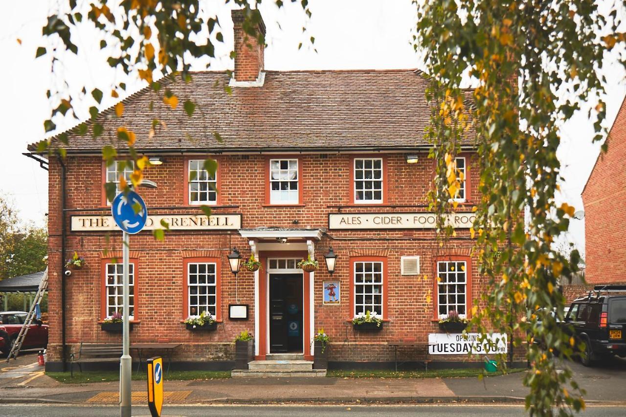 The Lord Grenfell Bed & Breakfast Maidenhead Eksteriør bilde The Crown Inn, Great Glen